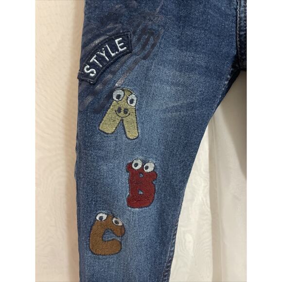 Max‎ Blue Kids jeans Size 8 Embroidered ABC Painted And Patch Unique - Picture 2 of 5